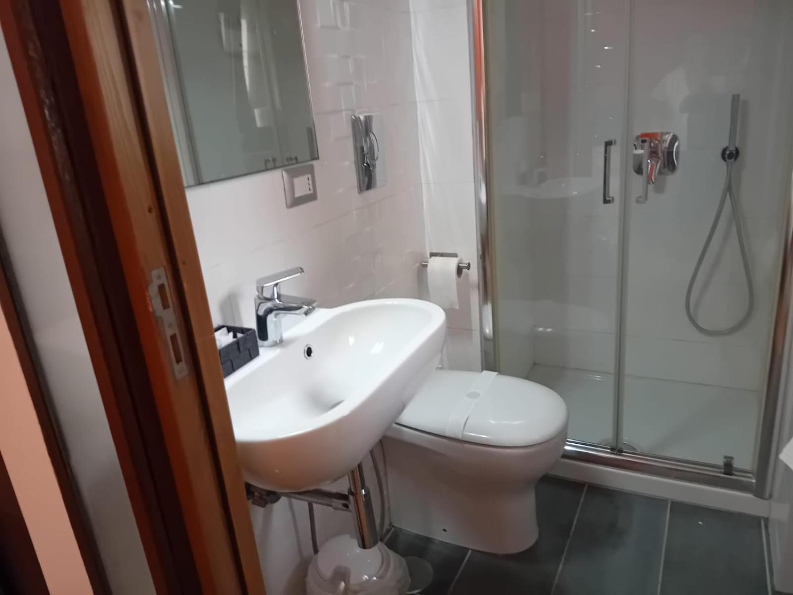 Antico Palazzo Bed & Breakfast Salerno Exterior foto