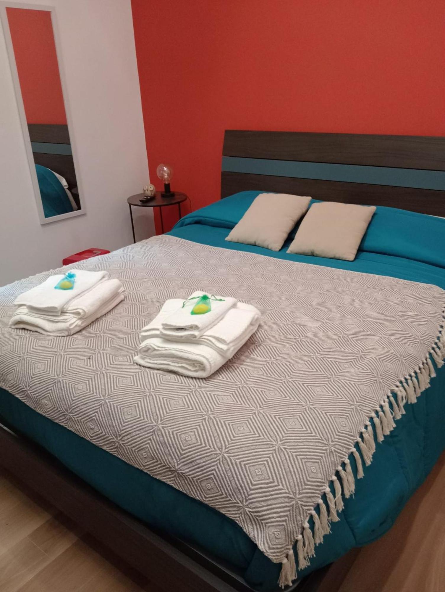 Antico Palazzo Bed & Breakfast Salerno Exterior foto